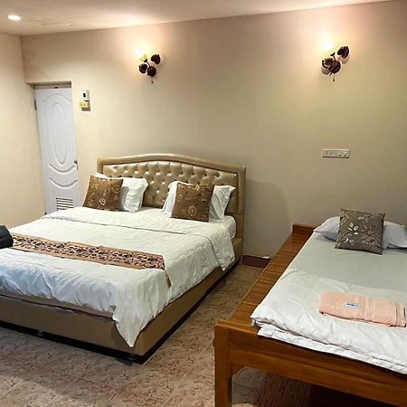 Binlar Guesthouse Phra Nakhon Si Ayutthaya Buitenkant foto