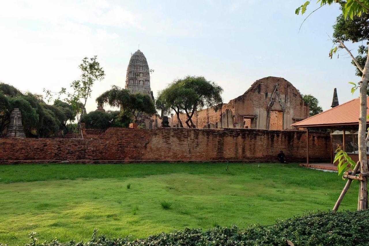 Binlar Guesthouse Phra Nakhon Si Ayutthaya Buitenkant foto